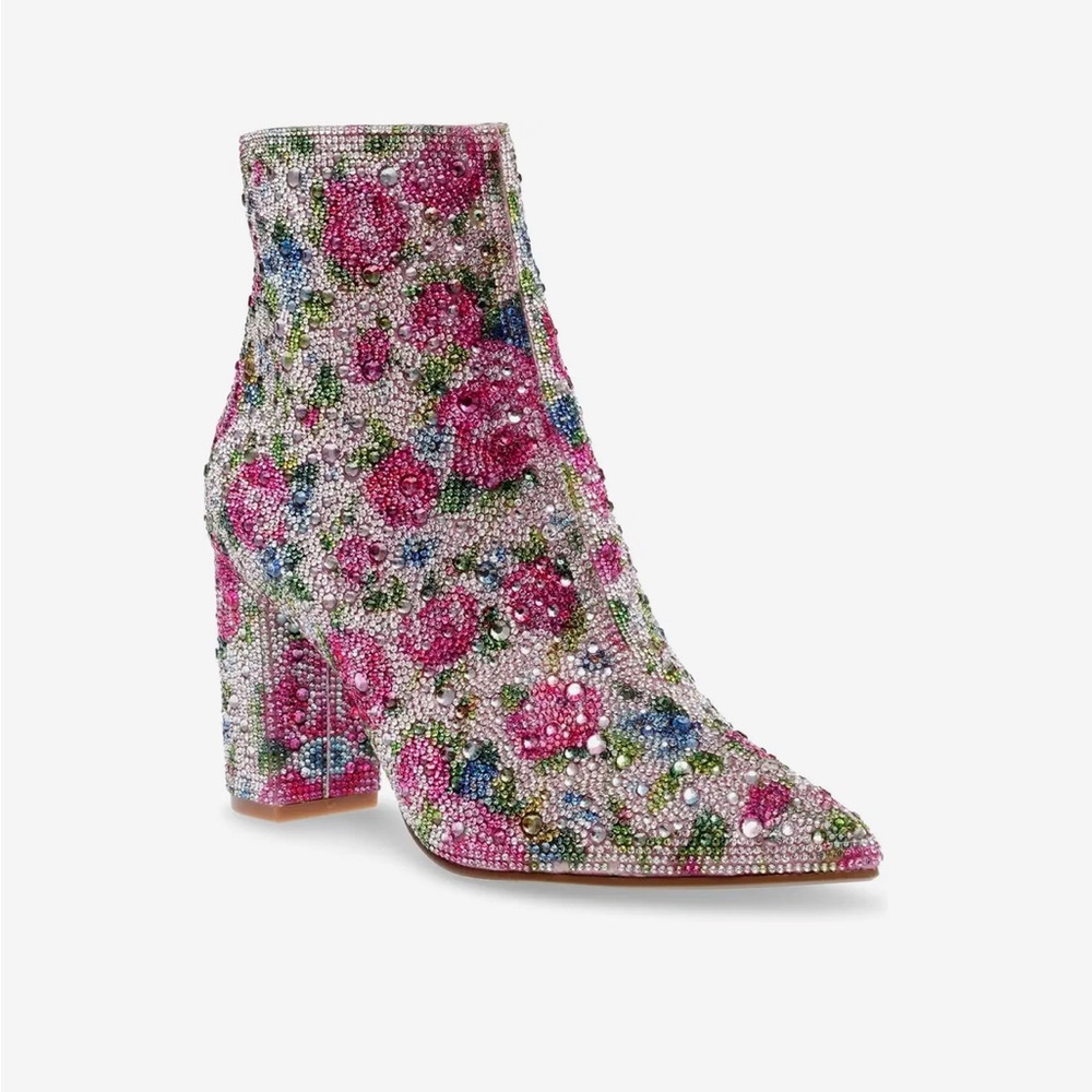NIB Betsey Johnson Cady Ankle Boot in Pink Floral